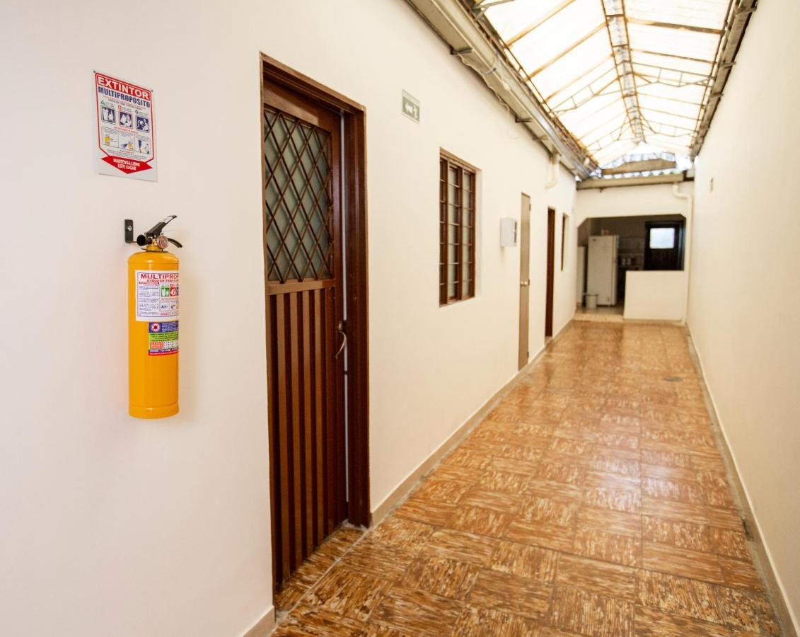 Komodo Alojamiento- Hostal Autoservicio, Ubicado Cerca Al Centro Historico - Bano Privado, Wifi , Cama 2X2 Y Agua Caliente Y Cocina Compartida Popayán Eksteriør billede
