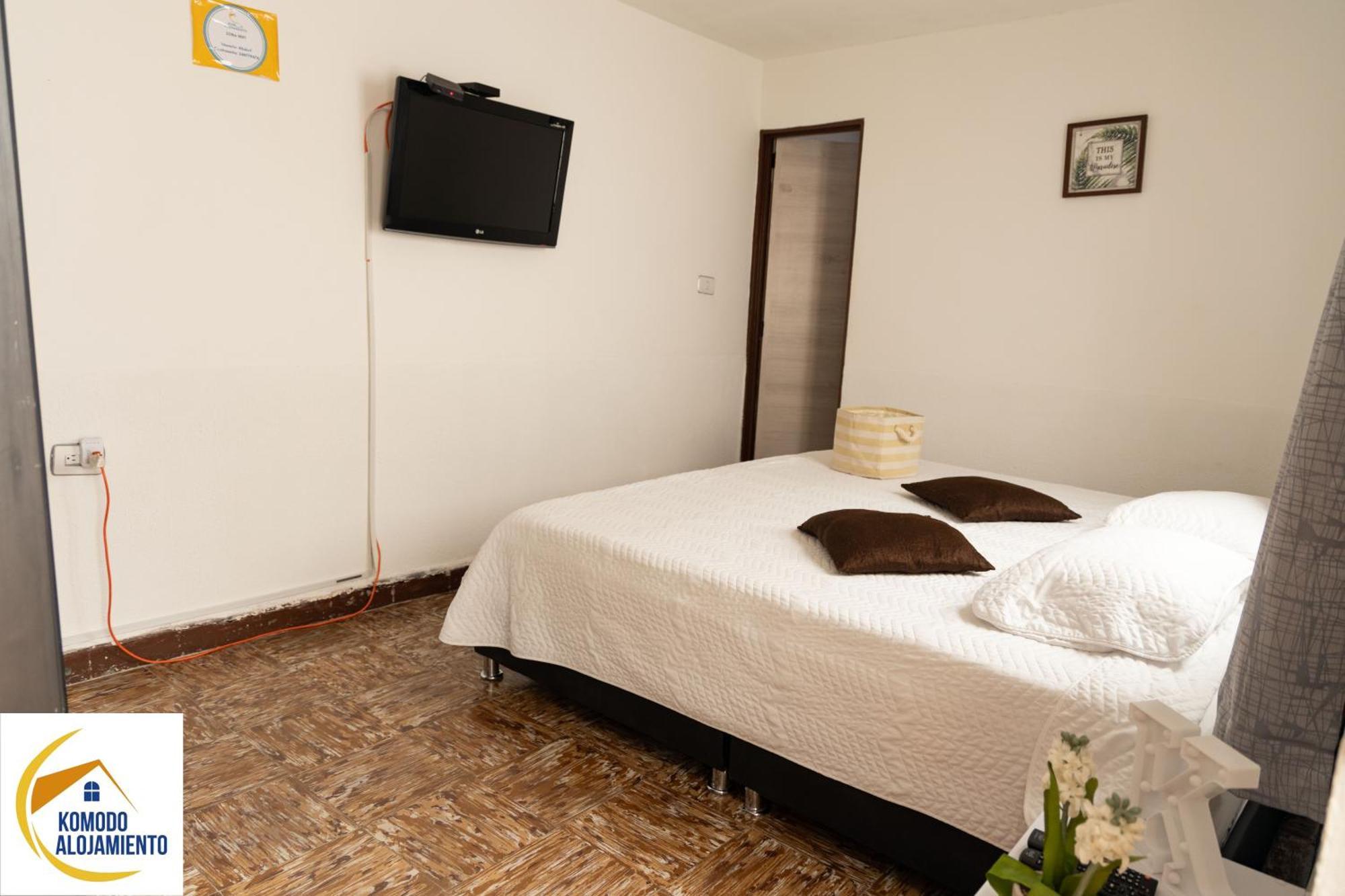 Komodo Alojamiento- Hostal Autoservicio - Ubicado Muy Cerca Al Centro Historico -Habitaciones Con Bano Privado, Wifi , Cama 2X2 Popayán Eksteriør billede